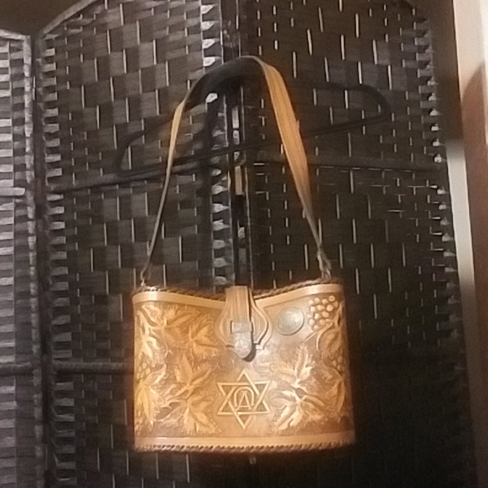 VINTAGE PURSE